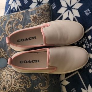 🔥DO NOT BUY, trade with @tamrasbradley🔥Coach shoes